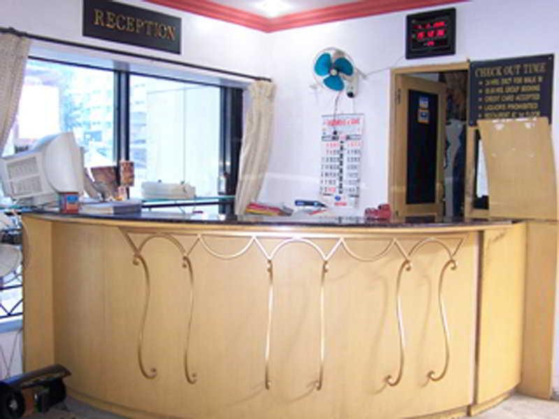 Jal Sagar Hotel Vadodara Exterior foto