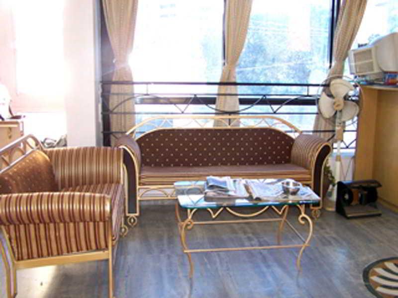 Jal Sagar Hotel Vadodara Exterior foto